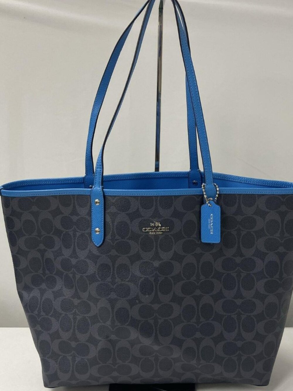 Coach Reversible City Tote in Signature Canvas Denim / Azure Blue